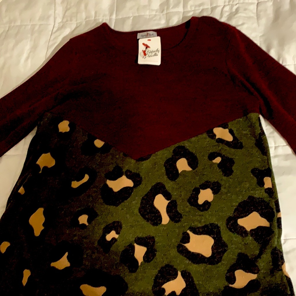 Perfectly Priscilla, 2xl, Maroon and green with cheetah print, new with tags.